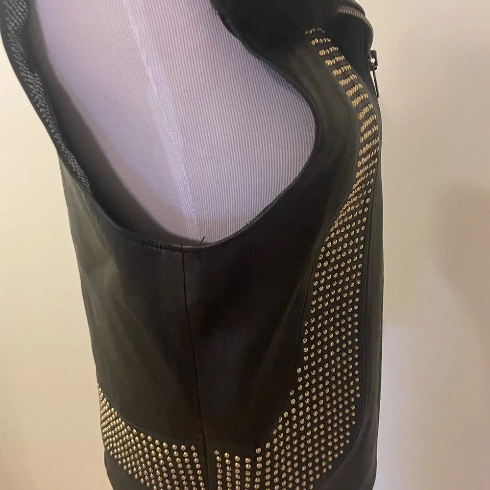 Ernte genuine leather vest with gold stud detail - Picture 6 of 16